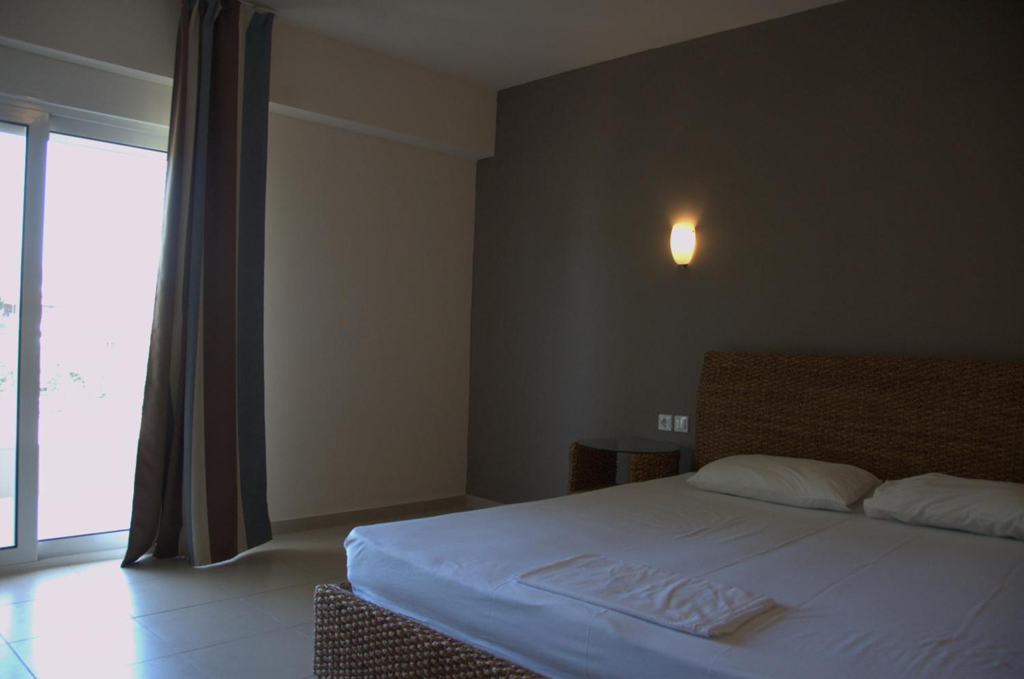 Hotel Sarti Beach 외부 사진