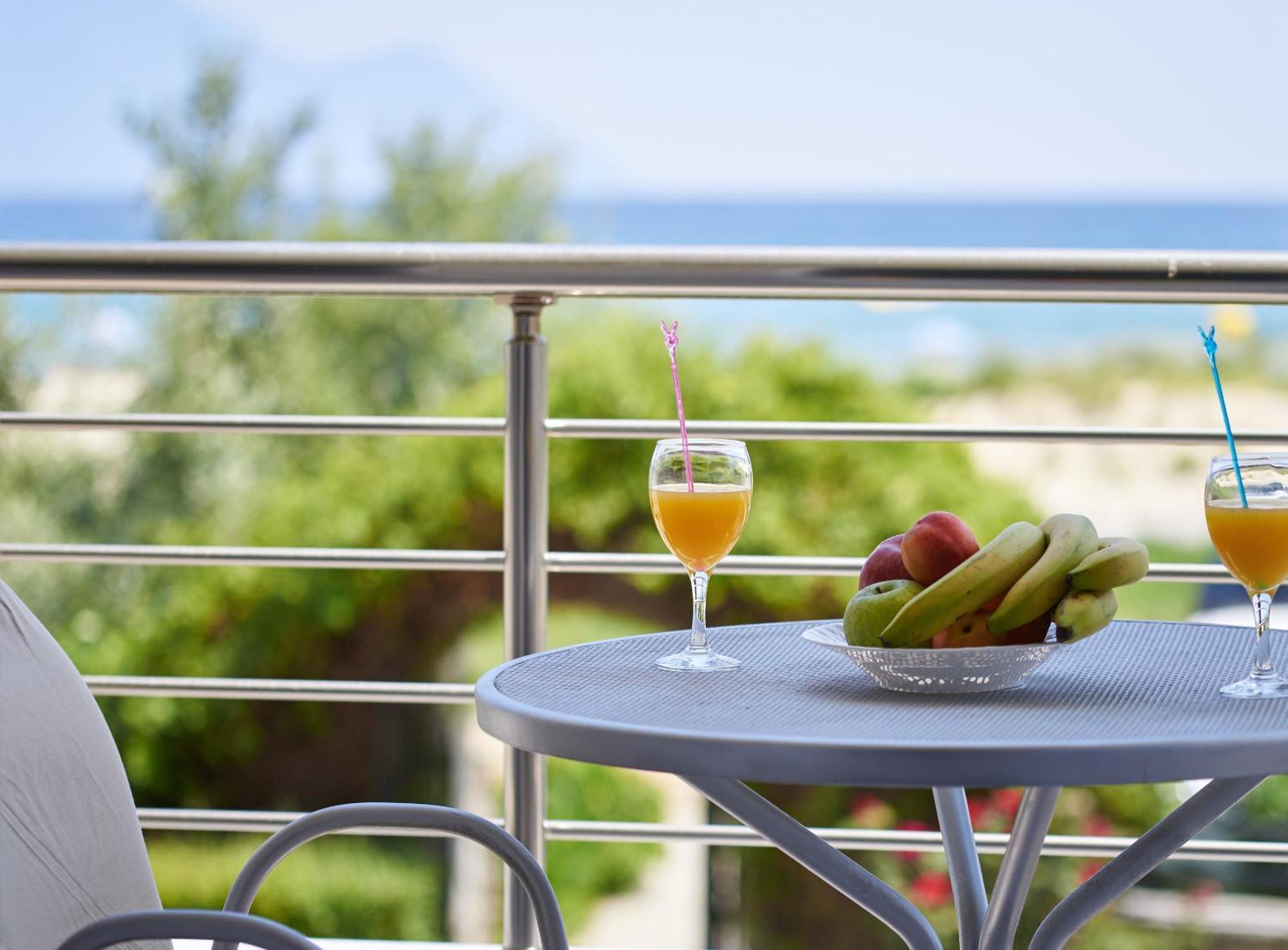 Hotel Sarti Beach 객실 사진